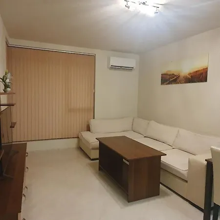 Central Beach Ravda Apartments Ravda